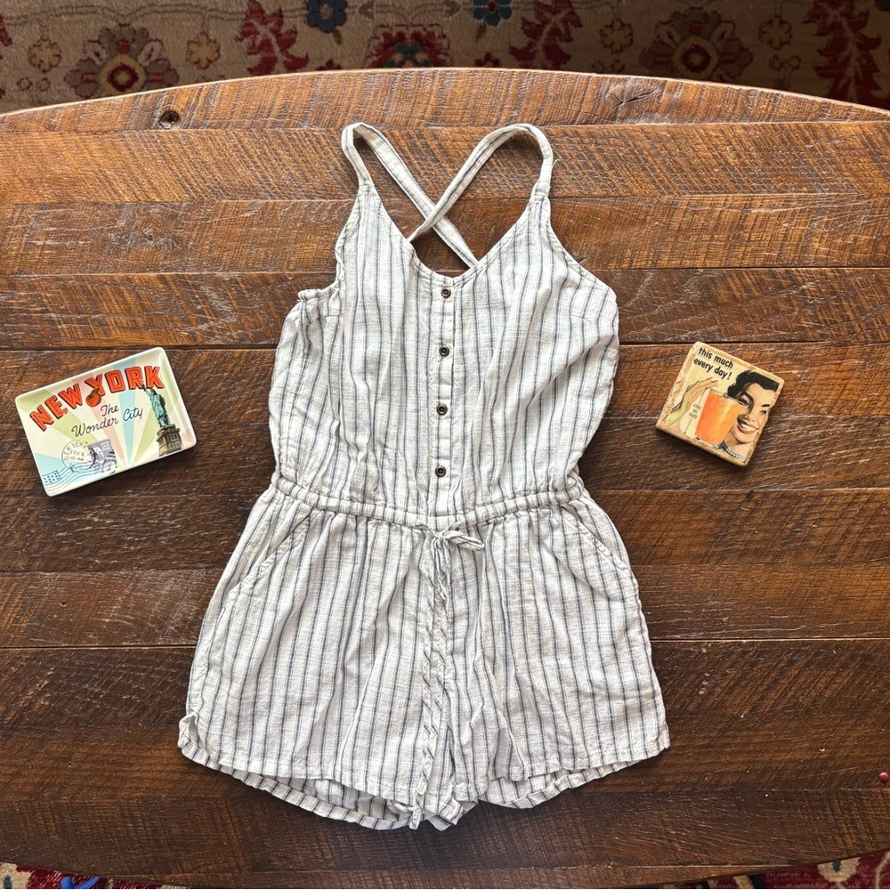 Old Navy White and grayish blue Striped Romper with Crossed Straps - Picture 7 of 8
